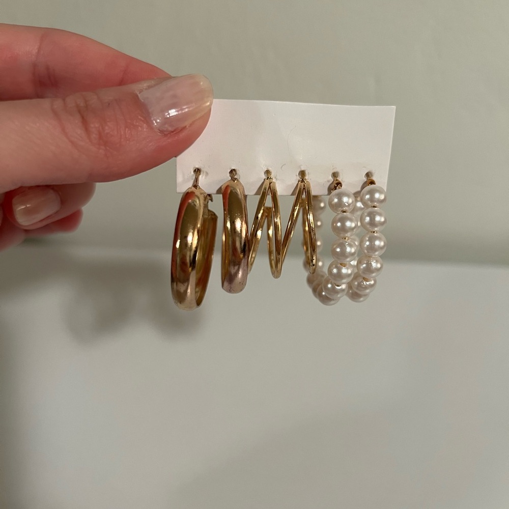3 pairs fashion gold plated earrings brand new ✨